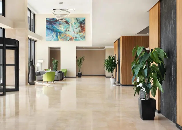 Отель Ramada By Wyndham Aliaga