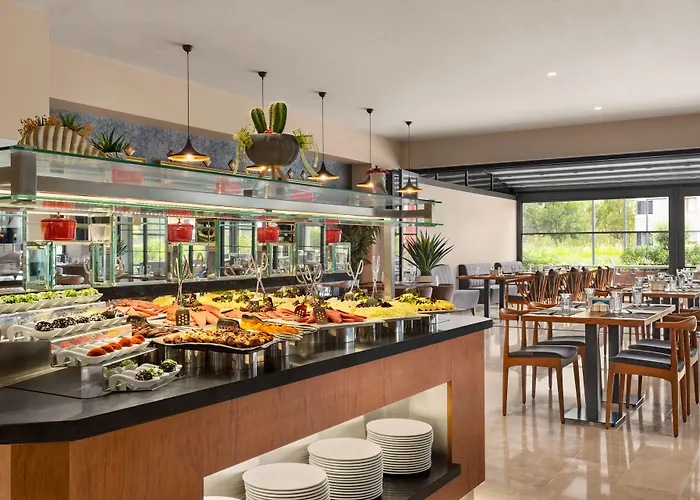 Отель Ramada By Wyndham Aliaga 4*