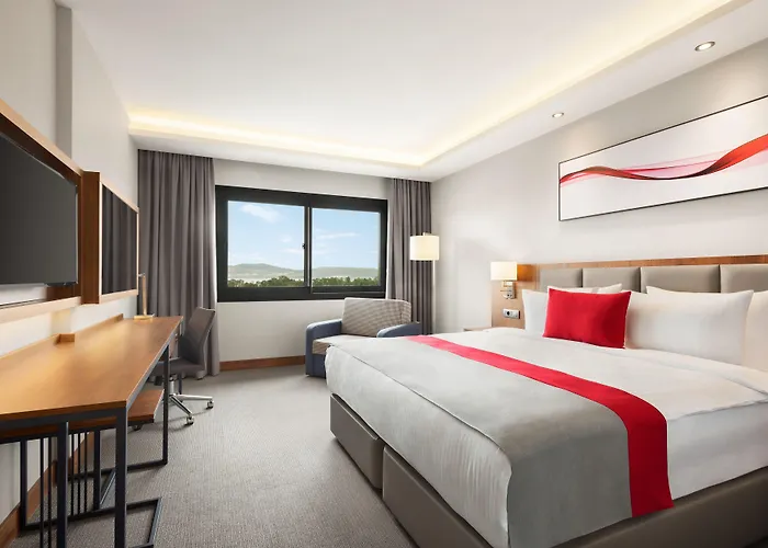 Ramada By Wyndham Aliaga Измир