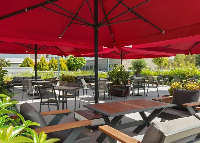 Ramada By Wyndham Aliaga 4* Измир