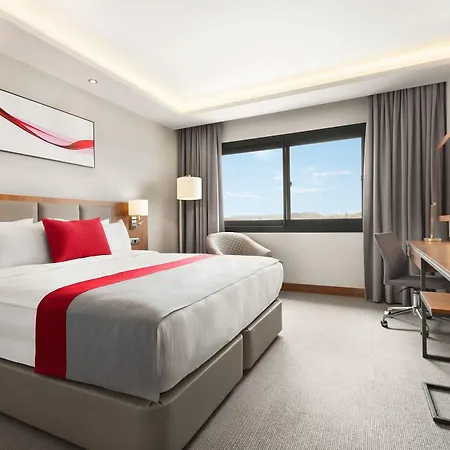 Ramada By Wyndham Aliaga 4*