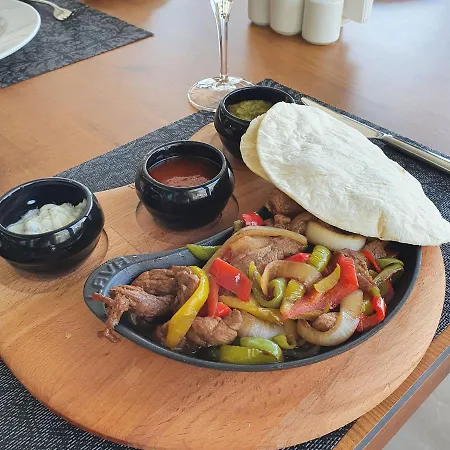 Ramada By Wyndham Aliaga 4* イズミル