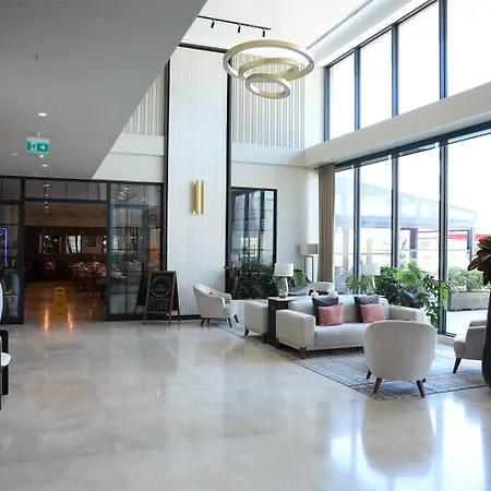 فندق Ramada By Wyndham Aliaga إزمير