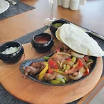 Ramada By Wyndham Aliaga מלון 4*