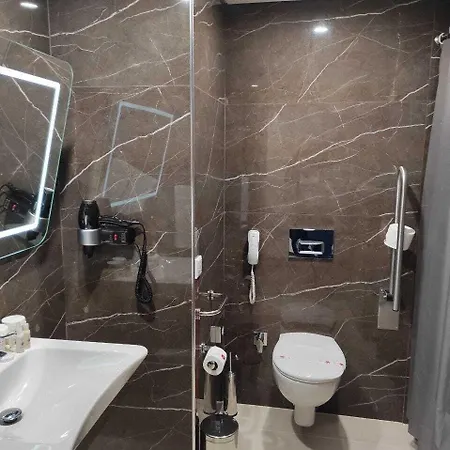 فندق Ramada By Wyndham Aliaga إزمير