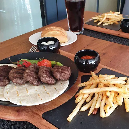 Ramada By Wyndham Aliaga 4* إزمير